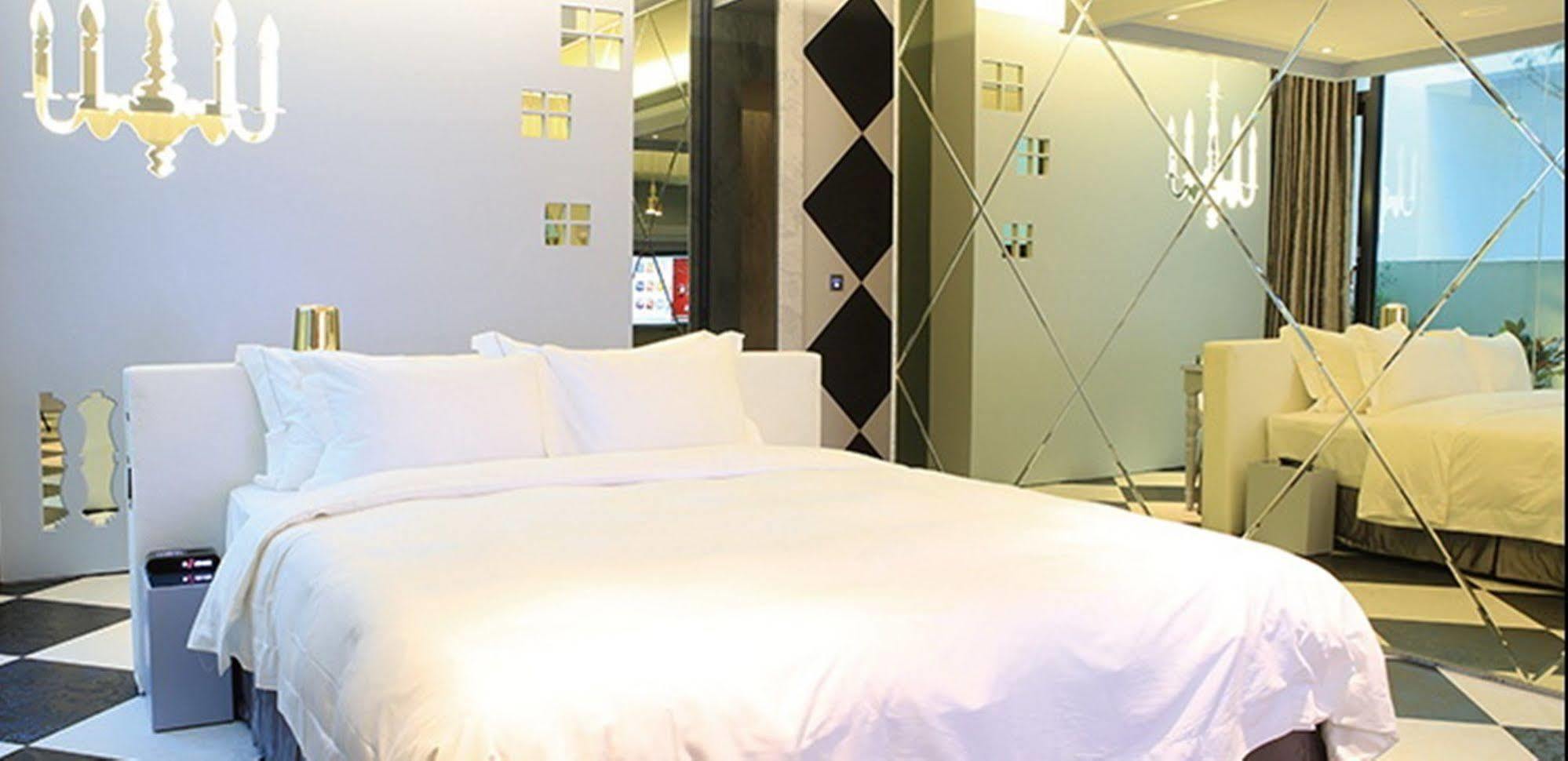 All-Ur Boutique Motel-Hsin Chu Branch Hsinchu Exterior foto