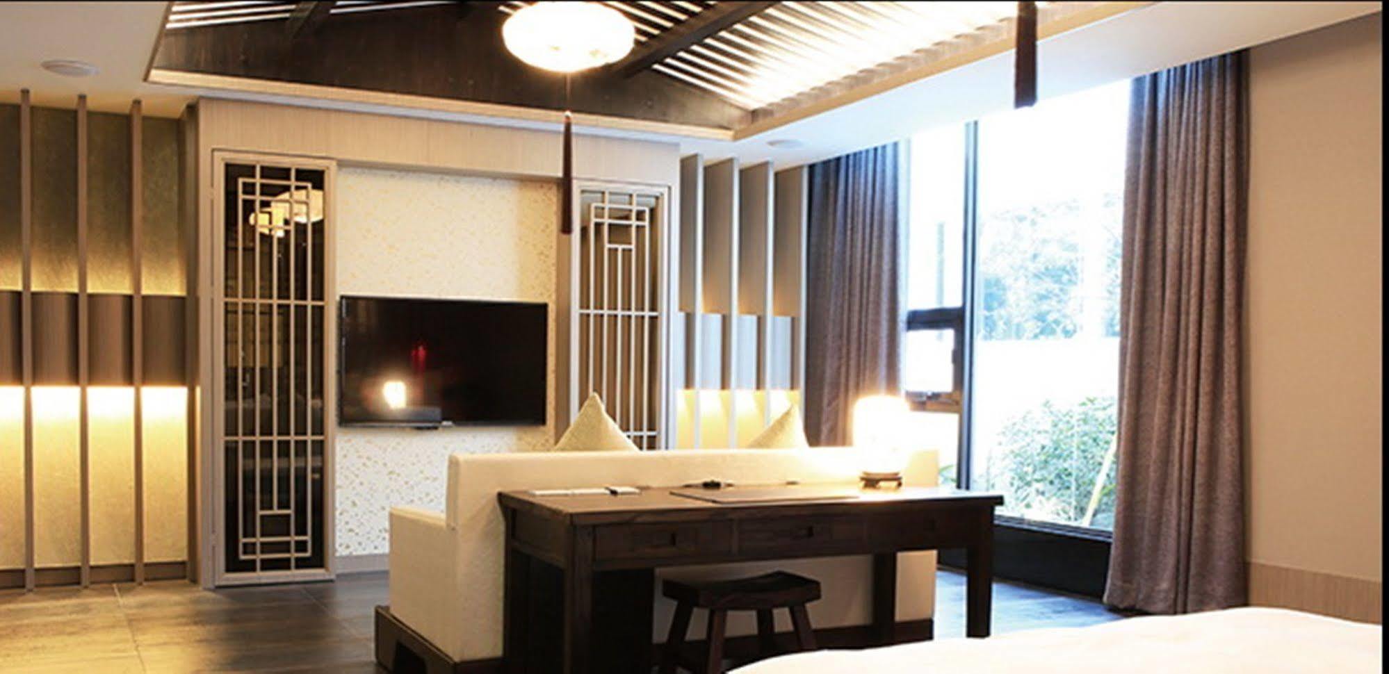 All-Ur Boutique Motel-Hsin Chu Branch Hsinchu Exterior foto